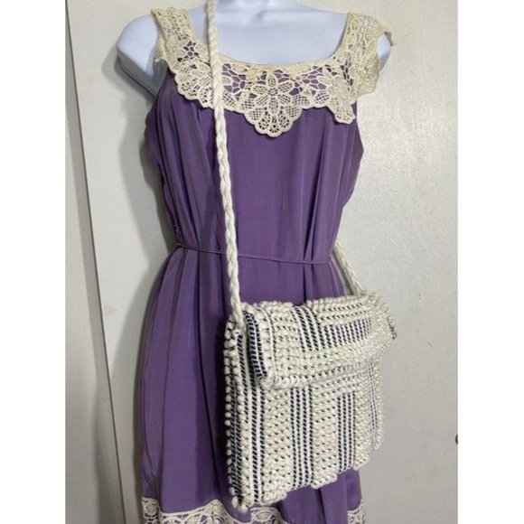 Antonello Tedde lux eco-conscious white-blue fabri - Picture 2 of 12